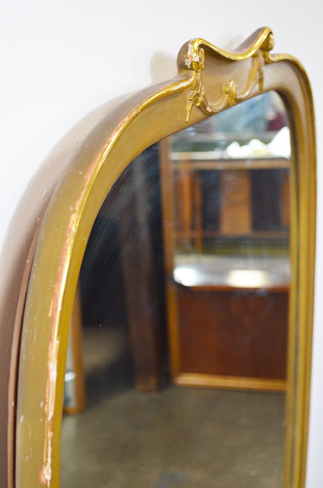 Specchio da Parete Vintage in Legno con Cornice di Design