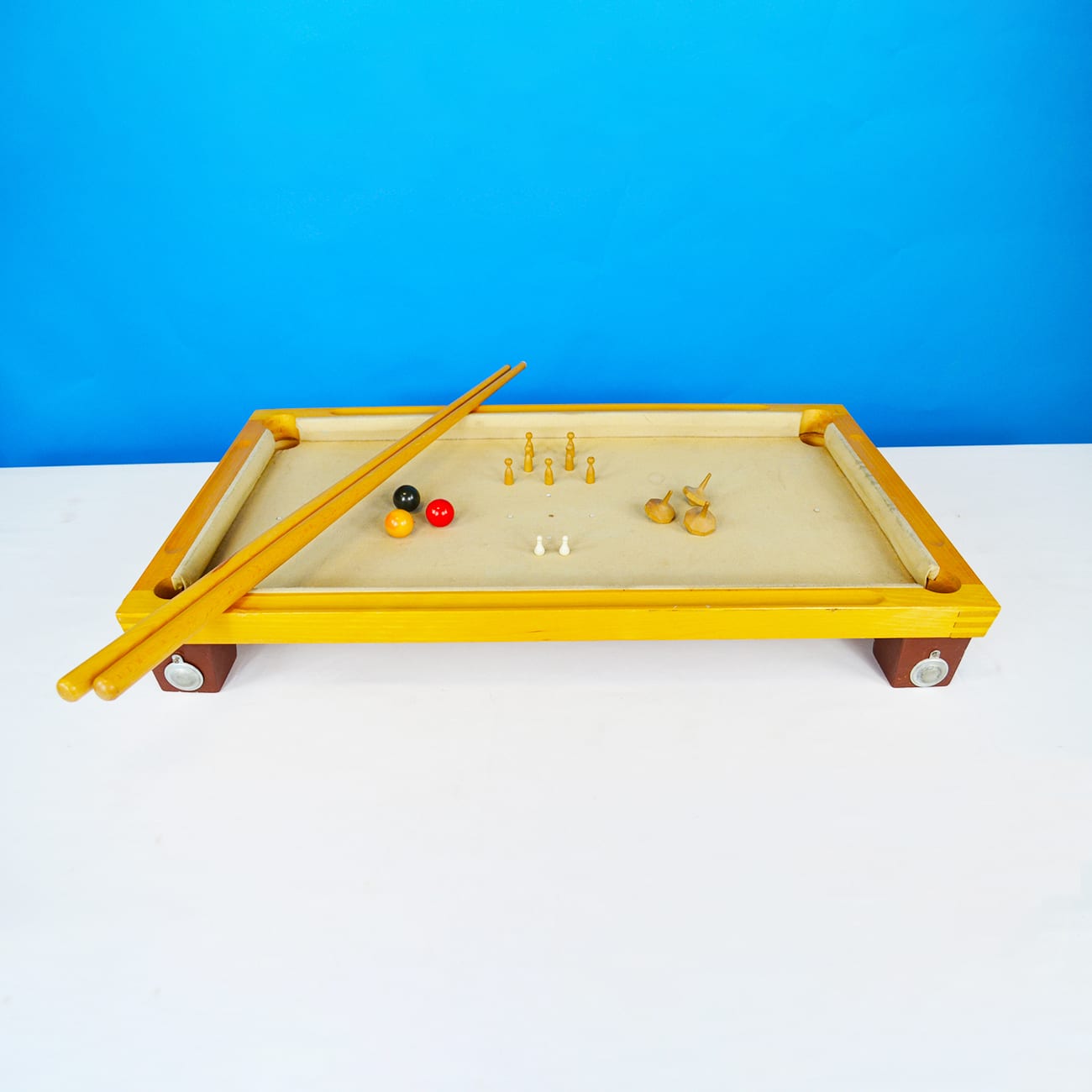 Biliardo gioco da tavolo in legno anni '70 – The House of Vintage