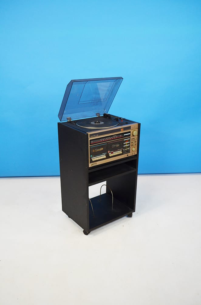 Mobile con giradischi radio e lettore musicassette modello 386 – Spectra –  The House of Vintage