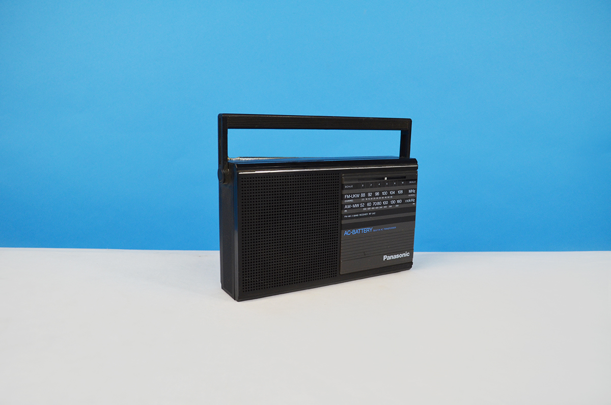 Radio portatile FM/AM RF-542 anni '90 – Panasonic – The House of Vintage